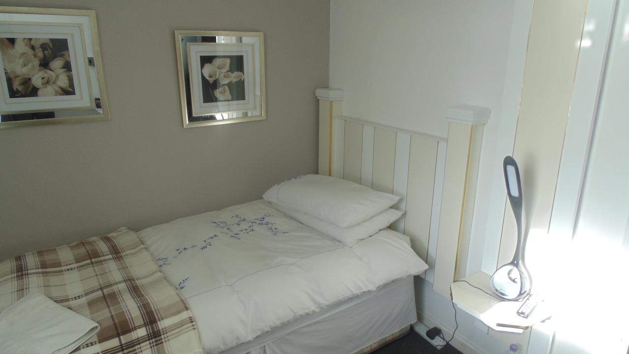 Westmore Bed & Breakfast Alness Exterior photo